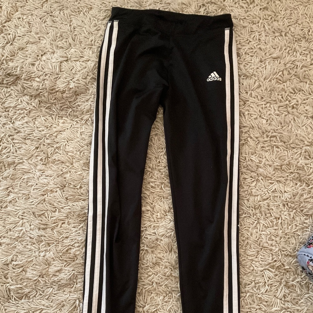 Black Addidas leggings!